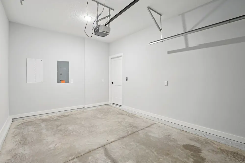 Photo 23 of 29 of High Tide Model