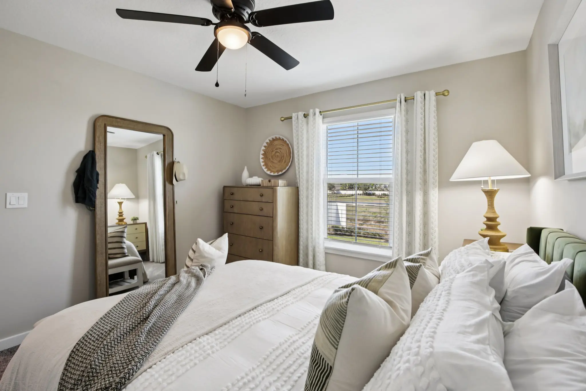 Photo 40 of 28 of Rising Tide Model