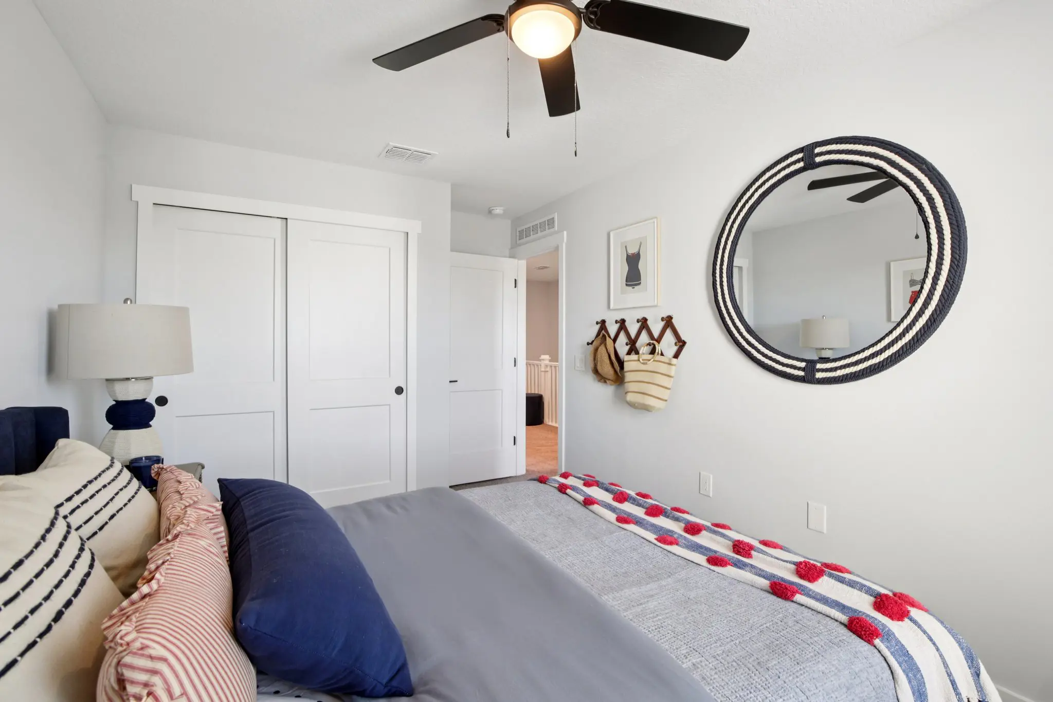 Photo 41 of 29 of High Tide Model