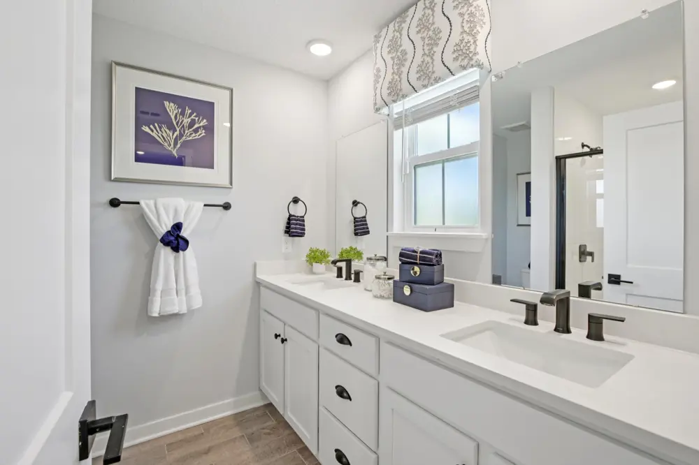 Photo 24 of 29 of High Tide Model