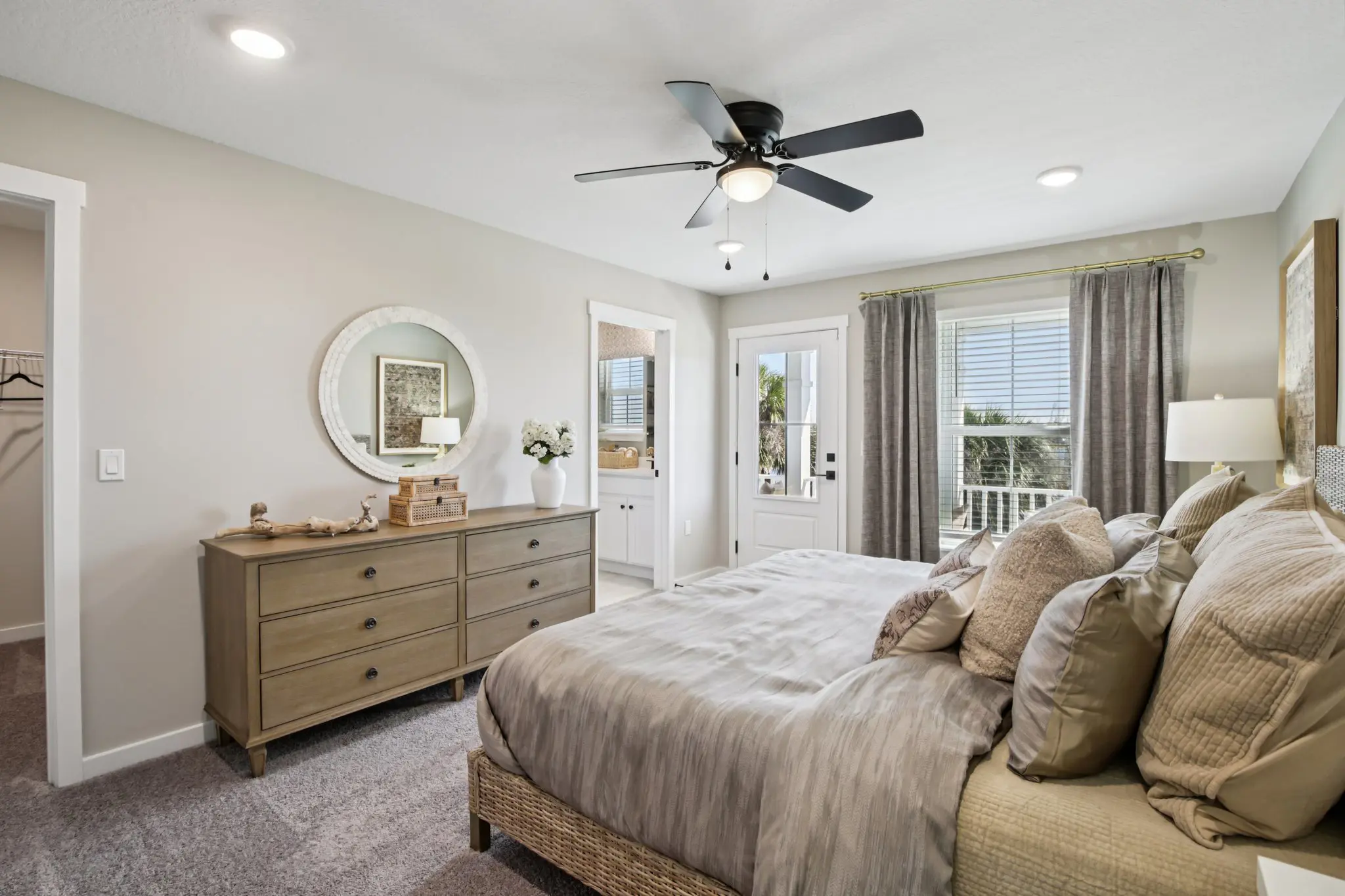 Photo 62 of 34 of Rising Tide II Model