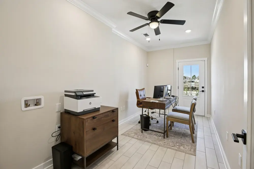 Photo 17 of 28 of Rising Tide Model